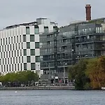 Grand Canal Dock Luxury Entire Home