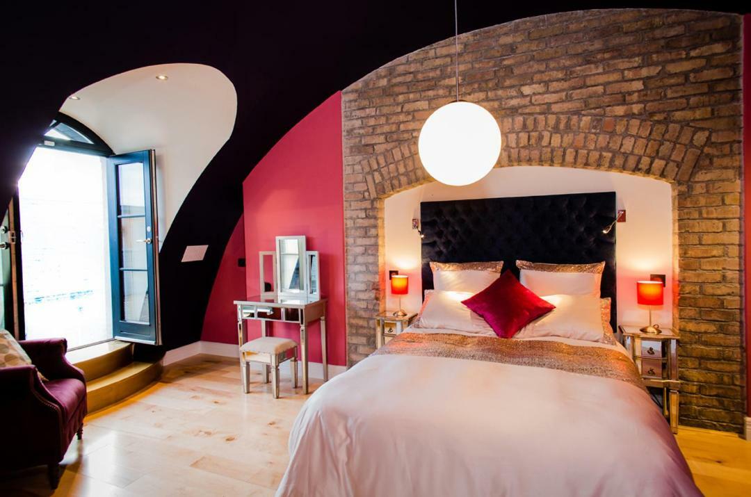 Grand Canal Dock Luxury Entire Holiday home *