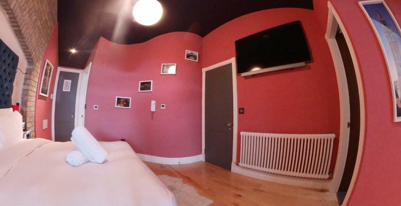 Grand Canal Dock Luxury Entire Holiday home Dublin